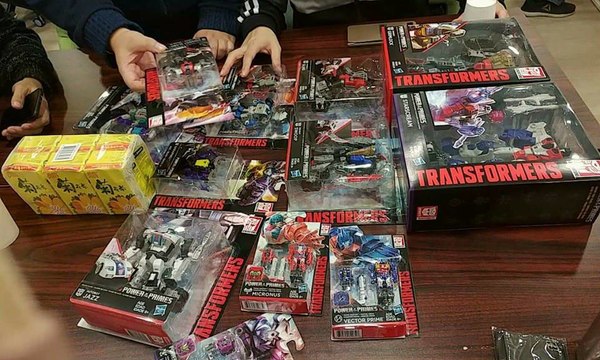 More In Hand Power Of The Primes Images From Hong Kong Fan Meetup  (59 of 66)